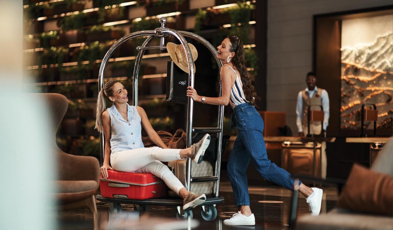 Revier Hotel Dubai Buitenkant foto